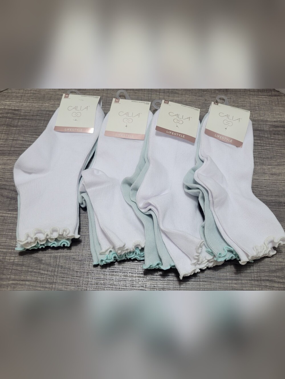 Calla Women's Quarter Crew Socks, Size M bundle